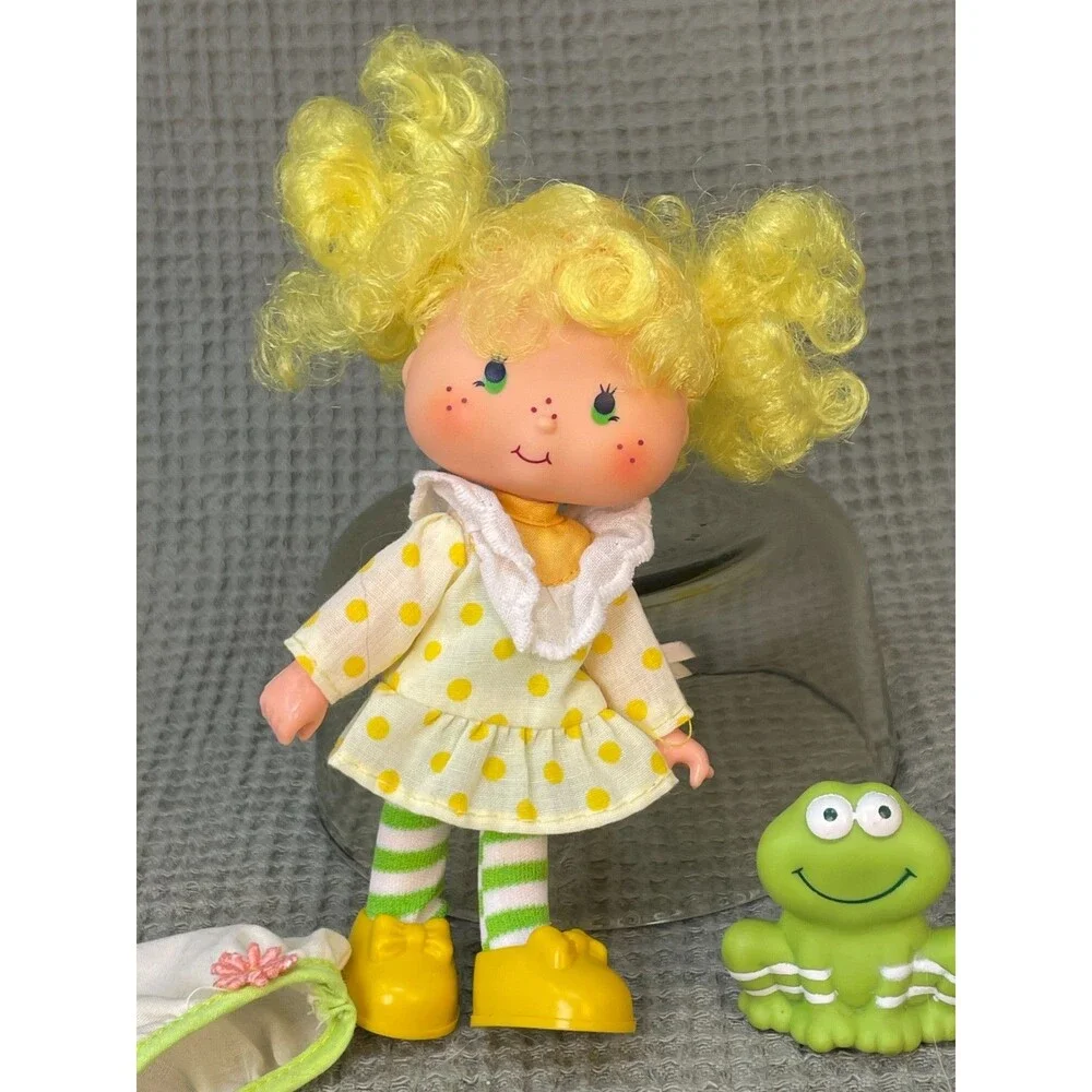 Vintage Strawberry Shortcake Lemon Meringue Doll + Frappe Frog Original Outfit